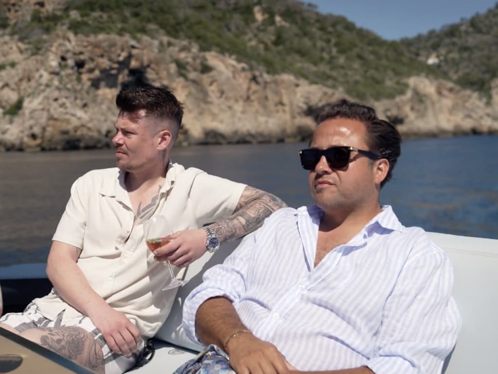 Kaj Gorgels haalt regelmatig vette hap bij Timothy uit B&B Vol Liefde: 'Hilarische vent'