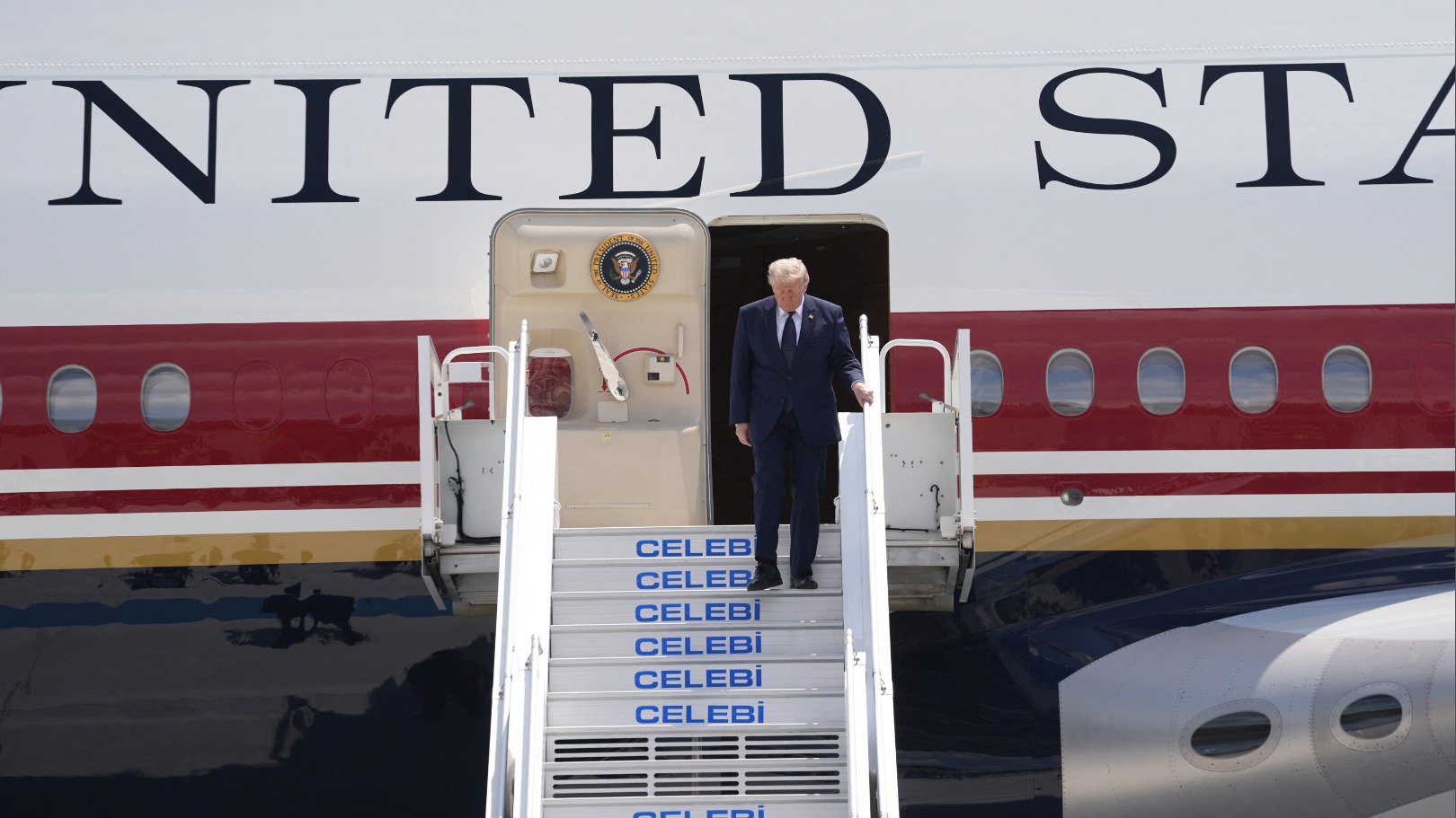 Wilde Iran toestel Trump aanvallen? Dreiging maakte wisseling noodzakelijk
