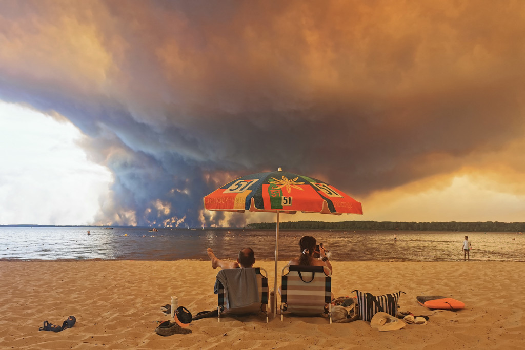 Fotograaf over iconische foto bosbrand: 'We gaan er toch allemaal aan'