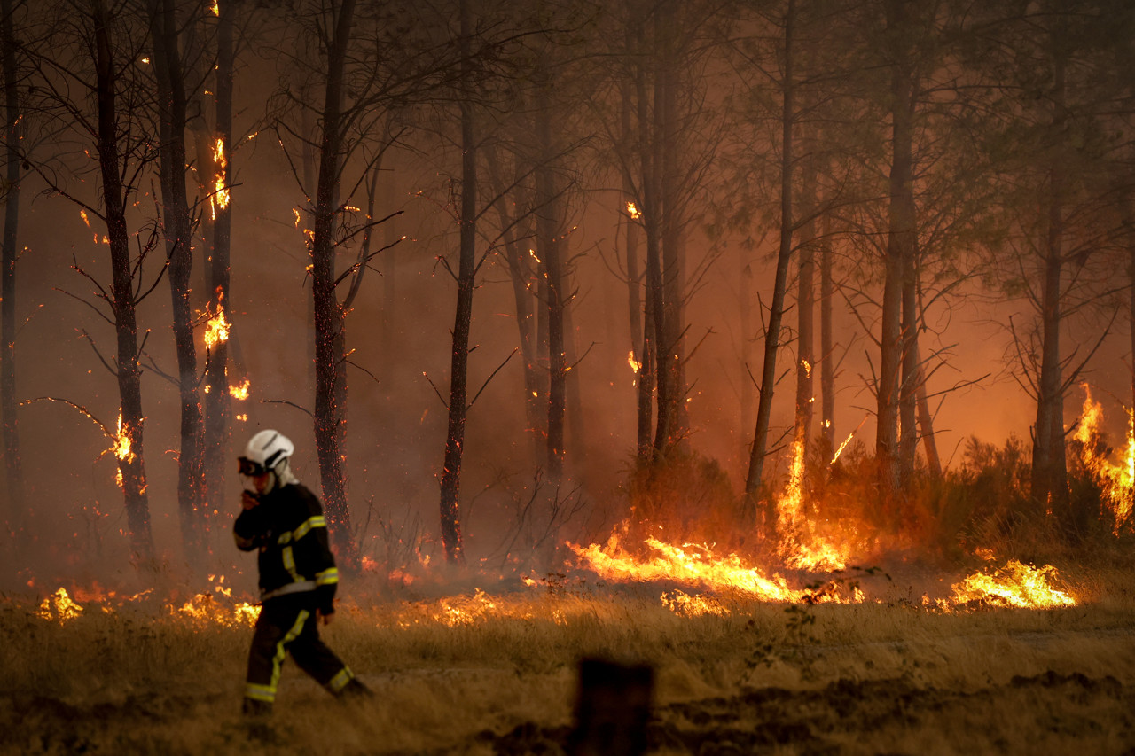 Nieuwe brand in de buurt van Valencia, zorgen om aankomende Franse hittegolf