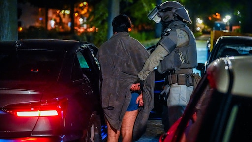 Drie mannen (16 tot 19 jaar) opgepakt in lopend terrorismeonderzoek