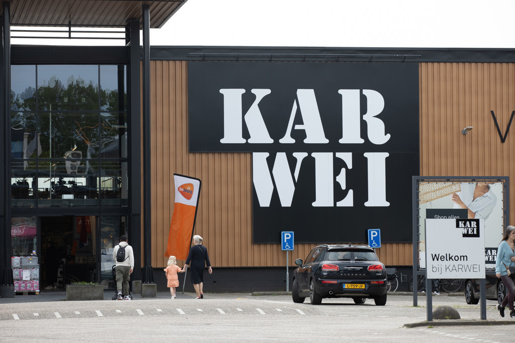 Geen airco in bouwmarkten Karwei en Gamma: 'Soms wel 35 graden'