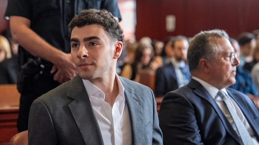 Luigi Mangione geeft in rechtbank moord op CEO verzekeringsbedrijf toe