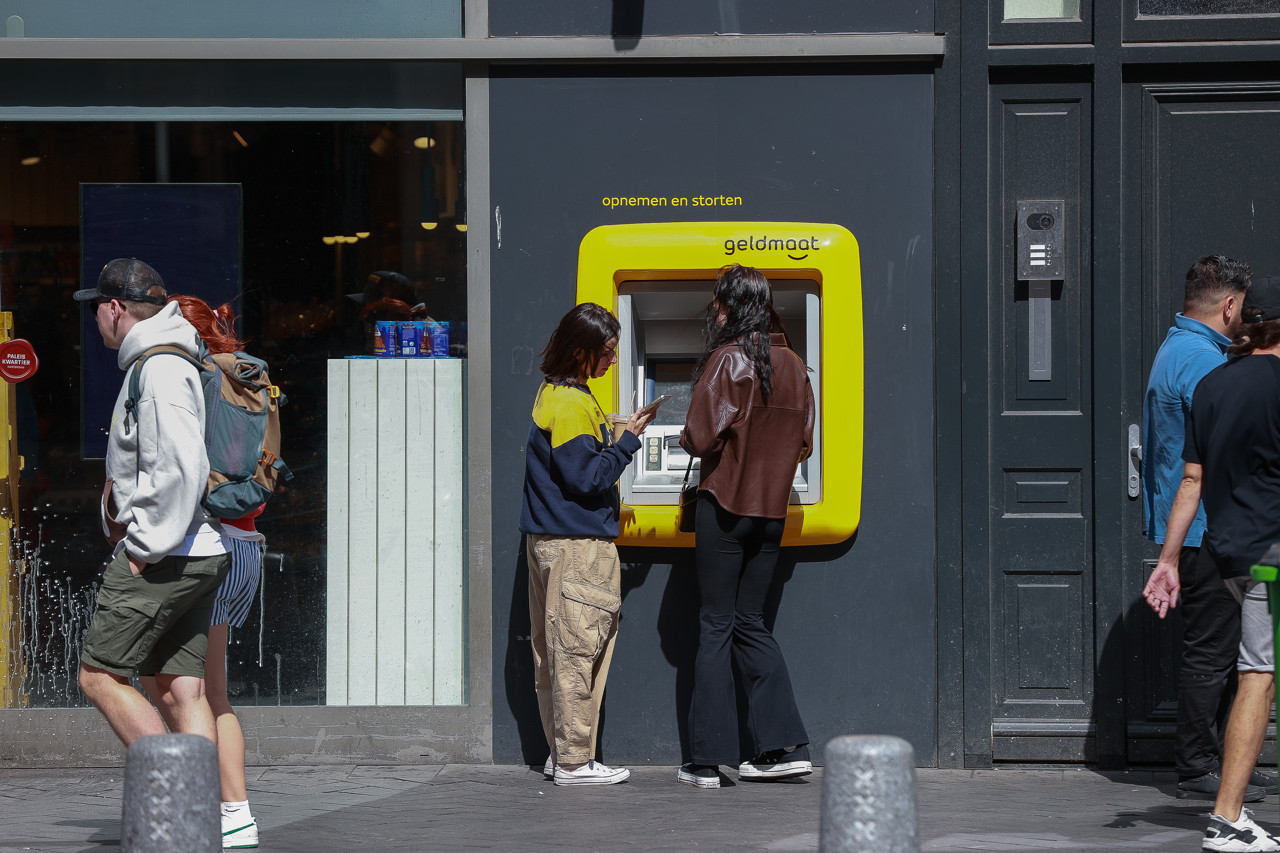 Weer een paar cent op je rekening: hierom keren banken rente dagelijks uit