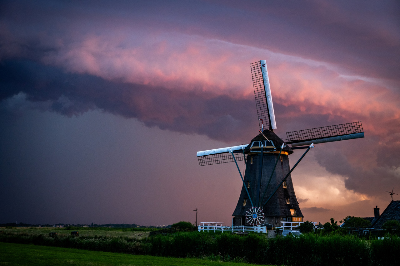 Warmste dag van de week, code geel vanaf vanavond vanwege zwaar onweer