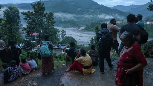 Dodental Nepal stijgt tot boven de 750, nog zeker 2500 vermisten
