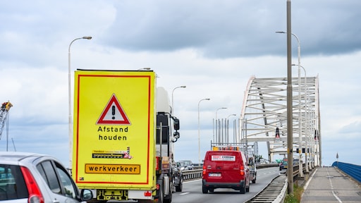 Rijkswaterstaat keert amper compensatie uit bij afgesloten bruggen