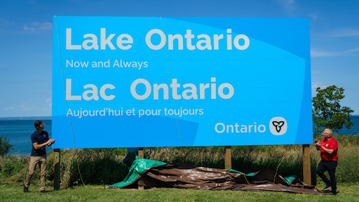 Canada benadrukt met groot bord: Lake Ontario heet niet Lake America
