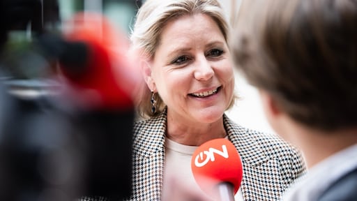 Minister Letschert wil Ongehoord Nederland uit publieke bestel zetten