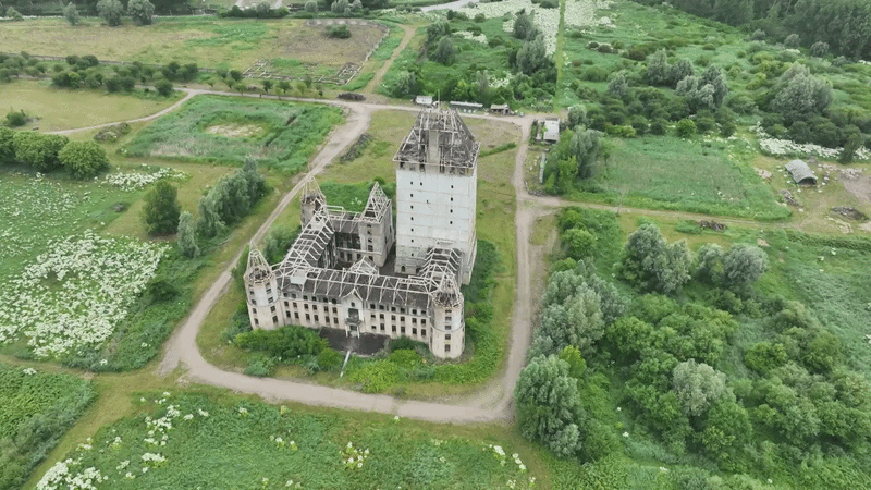 Spookkasteel Almere wordt toch gesloopt voor nieuwe versie