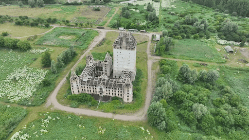 Spookkasteel Almere wordt toch gesloopt voor nieuwe versie