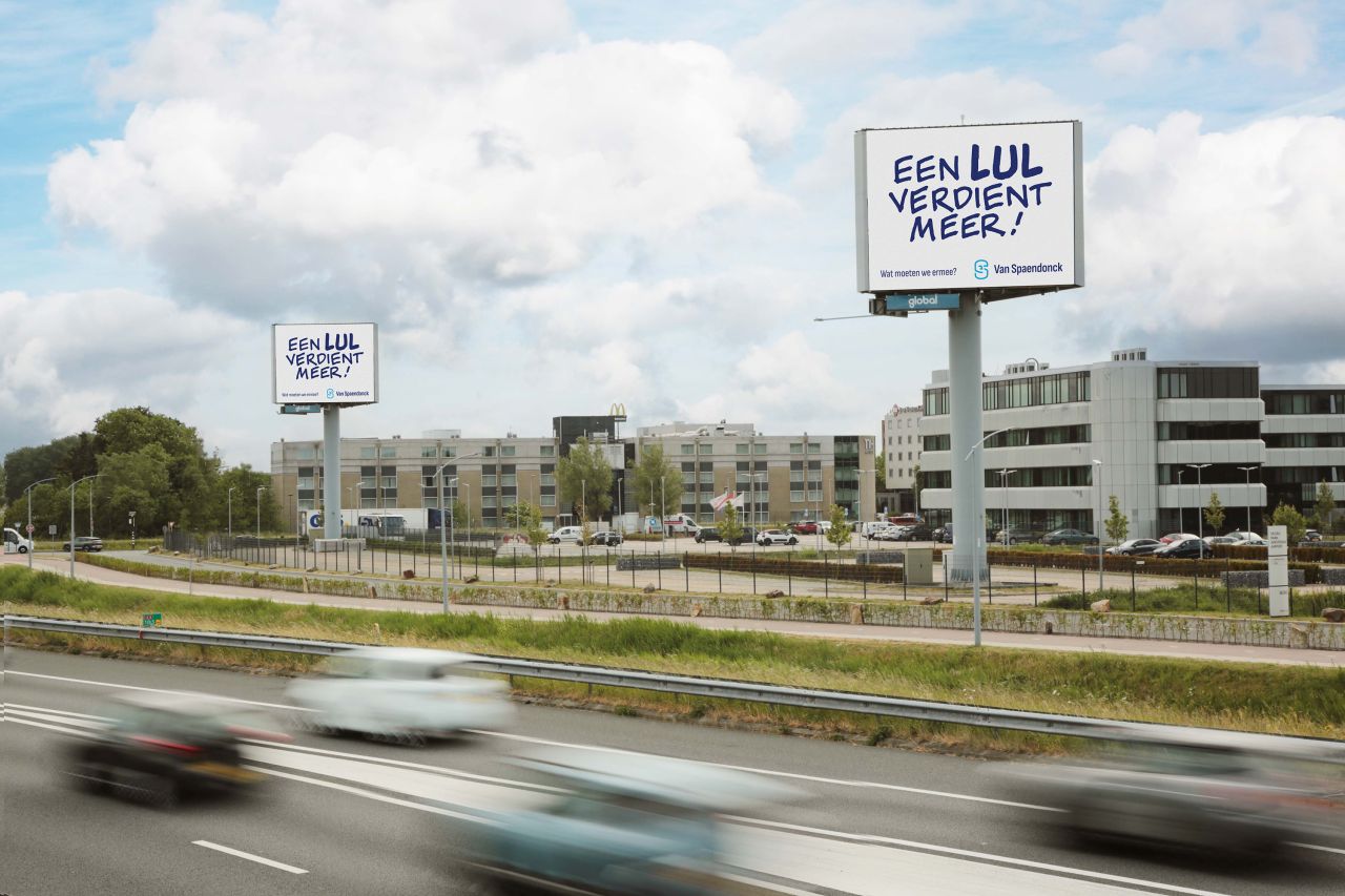 Billboard met 'een LUL verdient meer!' langs snelweg, burgemeester niet blij