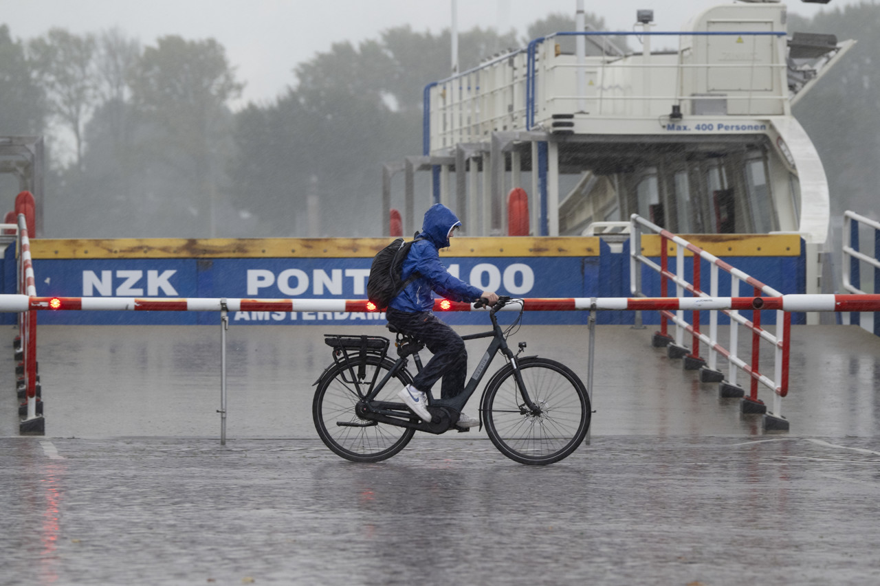 Warme zeeën zorgen voor najaar vol noodweer