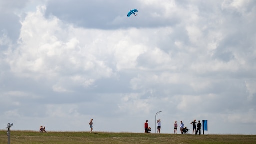 Afwisselend zonnig en bewolkt met vanmiddag 19 tot 22 graden