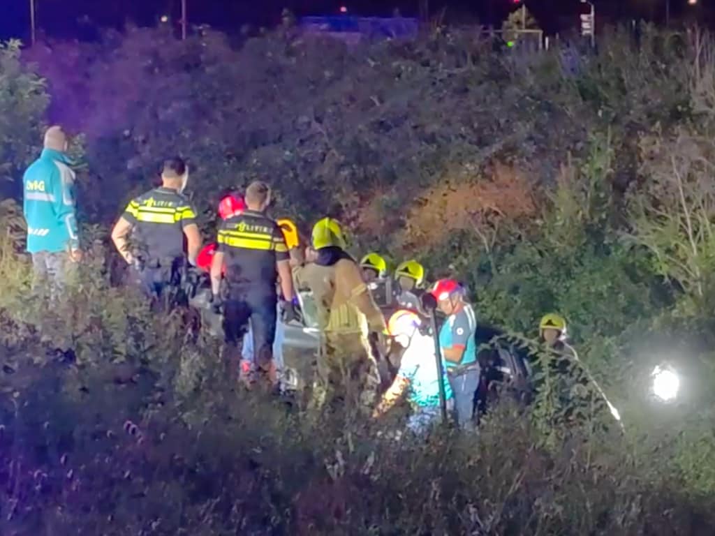 Dode na crash vluchtauto tijdens politieachtervolging bij Venlo