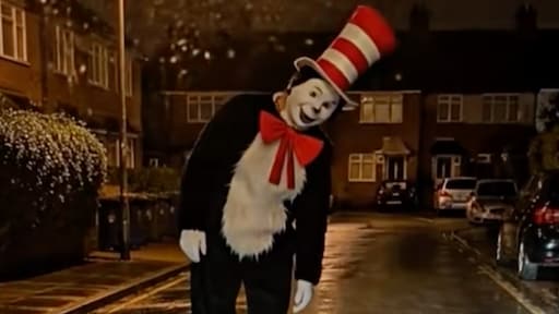 Politie Almere waarschuwt voor Cat in the Hat-trend: 'Angstaanjagend'