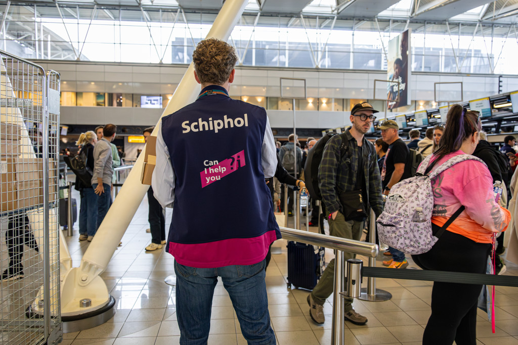 Geen staking beveiligers Schiphol: akkoord over pauze, verlof en parttimers
