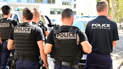 Franse politieagent (35) opgepakt om 'voorbereiden terreuraanslag'