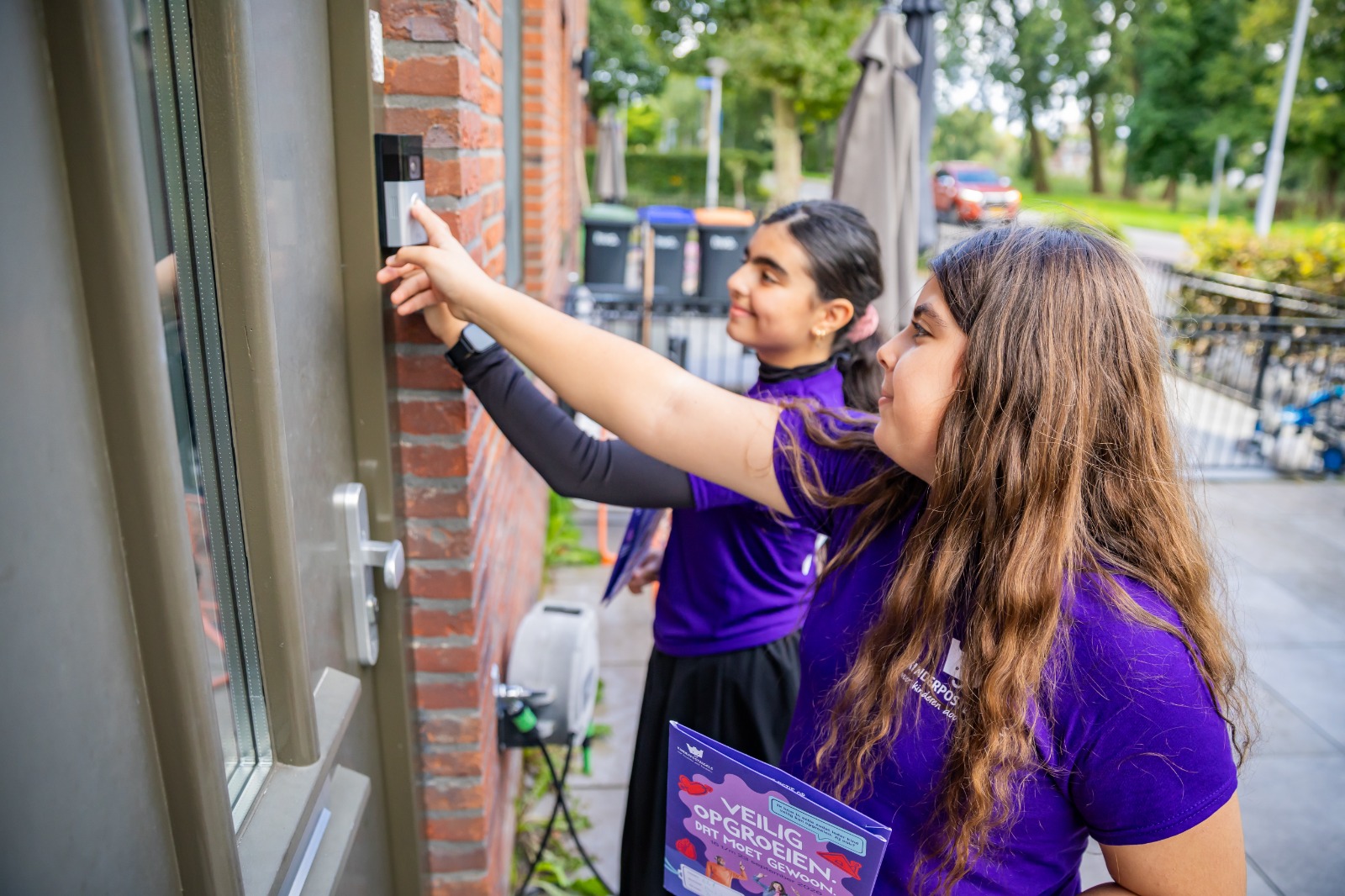 Na honderd jaar is de vraag: zijn kinderpostzegels nog van deze tijd?