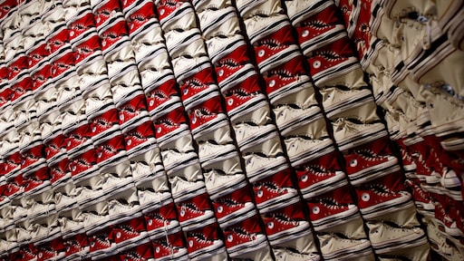 Ophef om Ku Klux Klan-associaties: schoenenmerk Converse maakt excuses
