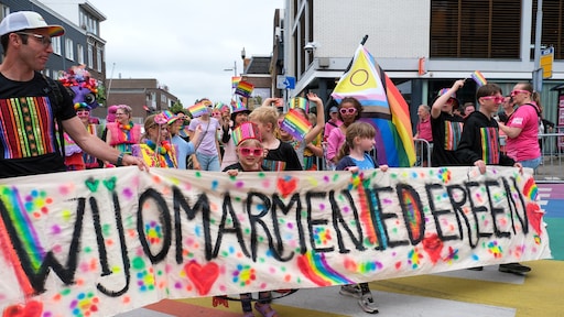 Homo-acceptatie daalt hard onder jongeren, dit kun je als ouder doen