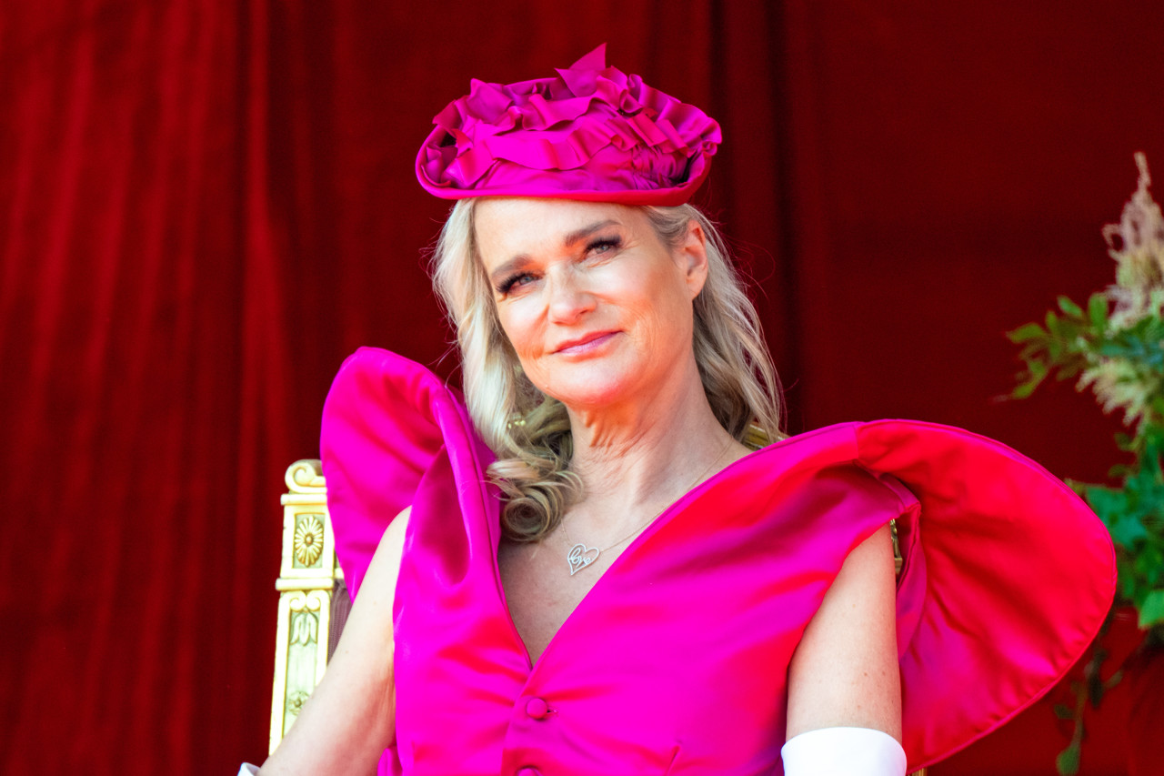 Belgische prinses woedend omdat Aldi haar 'kunst' verkoopt: 'Is een poster' 