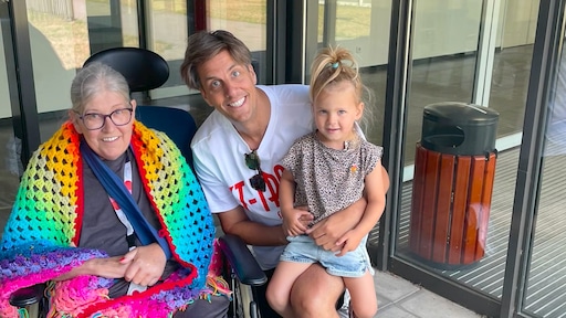 Rob Kemps vroeg zieke moeder toestemming voor huwelijksreis
