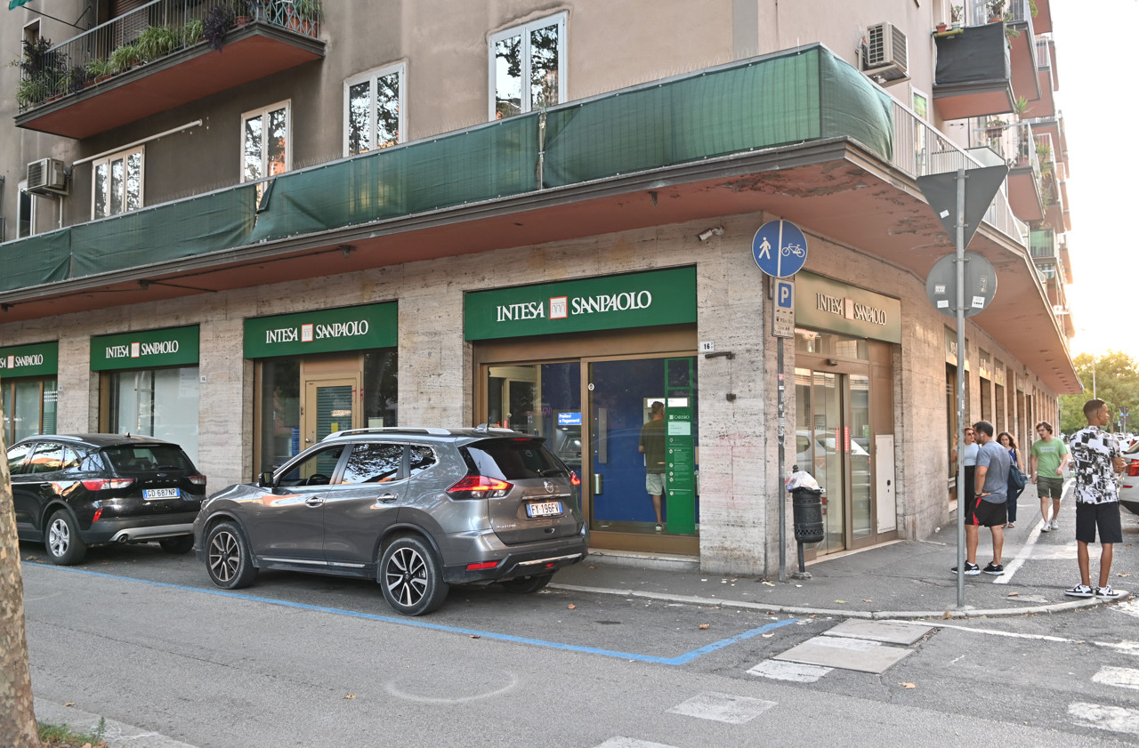 Italiaanse bank voor 95 miljoen euro opgelicht met AI-truc