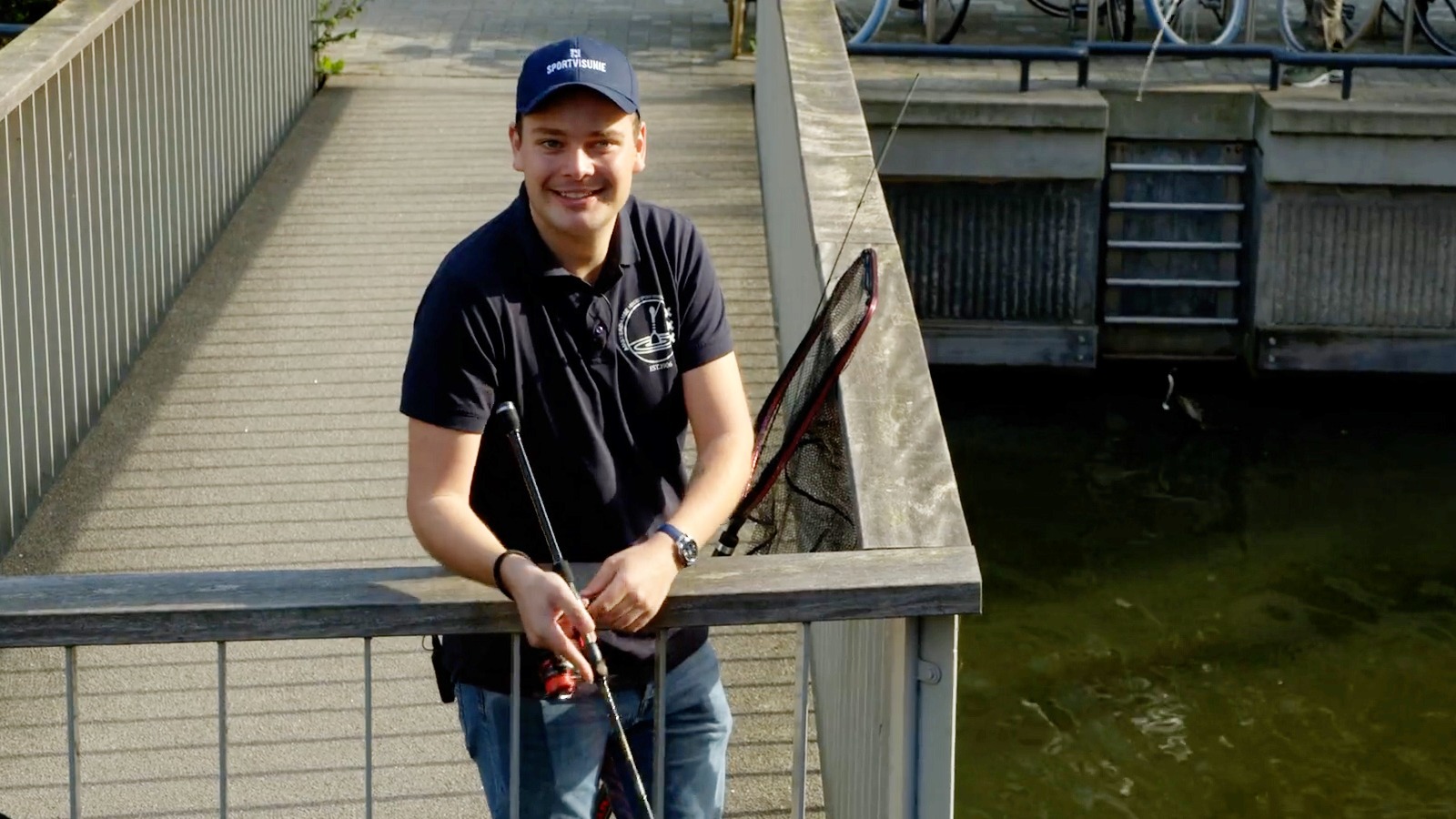 Streetfishing is hip bij jongeren: 'Soort gamen aan de waterkant'