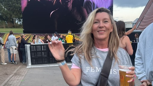 Saskia Noort ging met zoon aan de drugs op festival