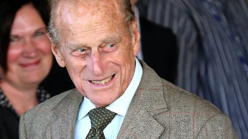 Prins Philip uit het ziekenhuis