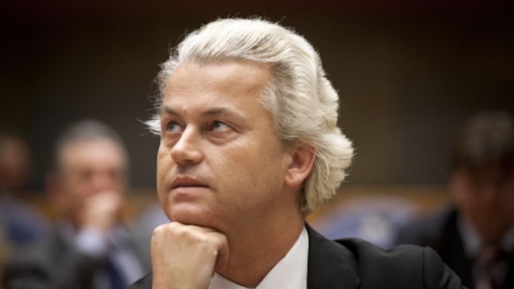 Stapelen met potjes: zo komen politieke partijen aan geld