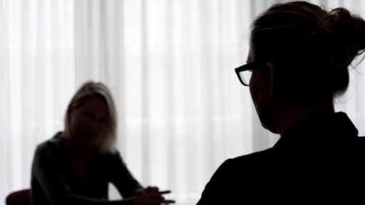 Kamer wil openbare wachtlijsten ggz: 'Gelazer moet echt over zijn'