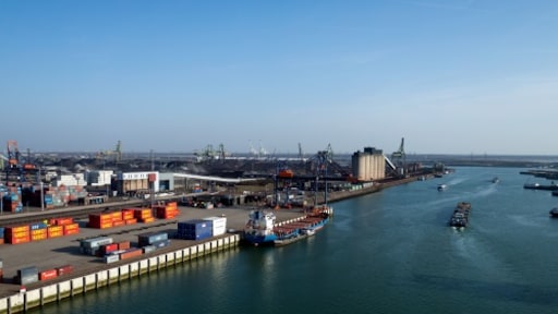 Haven Rotterdam wil breed plan tegen cokemaffia: 'Het loopt de spuigaten uit'