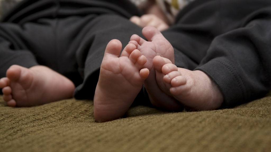 Braziliaanse vrouw bevallen van tweeling met verschillende vaders