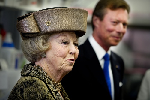 Koningin ontmoet Nederlanders in Luxemburg