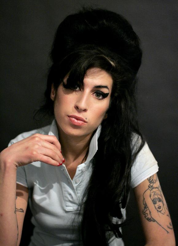 amy-winehouse-laat-ouders-3-5-miljoen-euro-na
