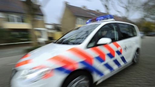 Amsterdamse politiemol 'bewust gestationeerd door onderwereld'