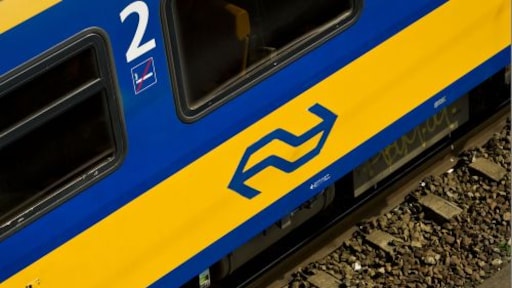 Inbrekers kletsnat en onderkoeld uit trein bij Venlo gehaald