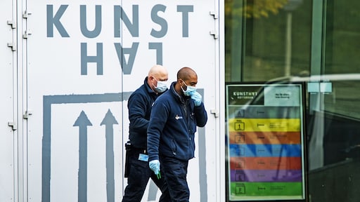 Straffen Roemeense kunstrovers omlaag