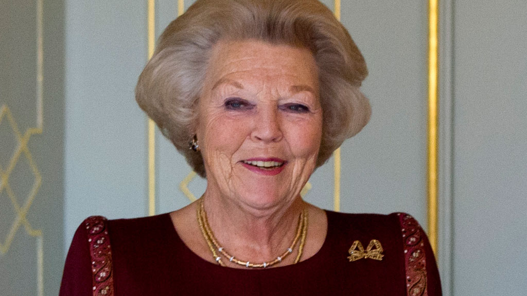 Koningin Beatrix doet afstand van de troon