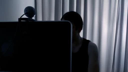 Man uit Zoetermeer verdacht van delen extreem gewelddadige kinderporno: 'Zelfs ervaren rechercheurs vielen stil'