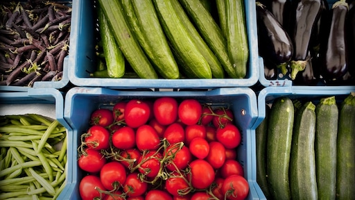 Een broccoli van één euro levert de boer drie cent op