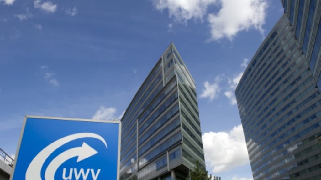 UWV werkt wachtlijsten illegaal in rap tempo weg: 1900 mensen krijgen levenslange uitkering