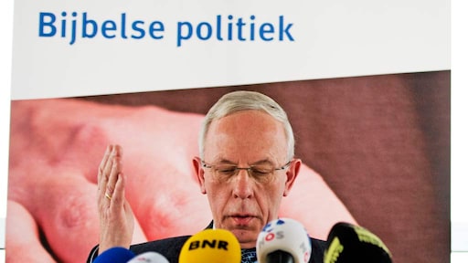 SGP past reglement aan vrouwen aan