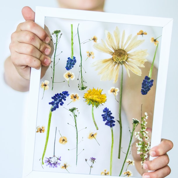 Ingelijste droogbloemen met viooltjes! - 100% Woongeluk Ingelijste droogbloemen met viooltjes! - 100% Woongeluk