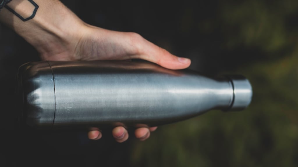 Zo lang kun je dus water in een flesje bewaren