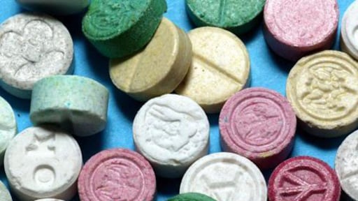 Xtc legaliseren kent haken en ogen: 'Vervuilde pillen zijn niet het grootste probleem'