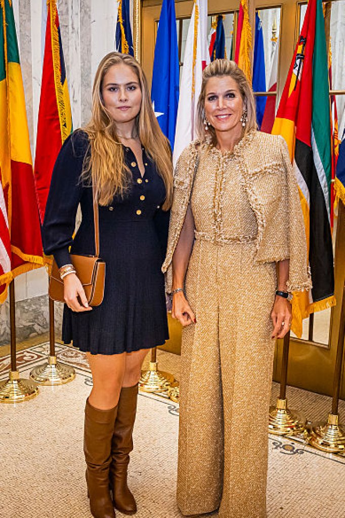 Prinses Amalia en koningin Máxima